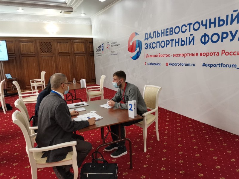 Переговоры B2B провели предприниматели области на экспортном форуме в Хабаровске